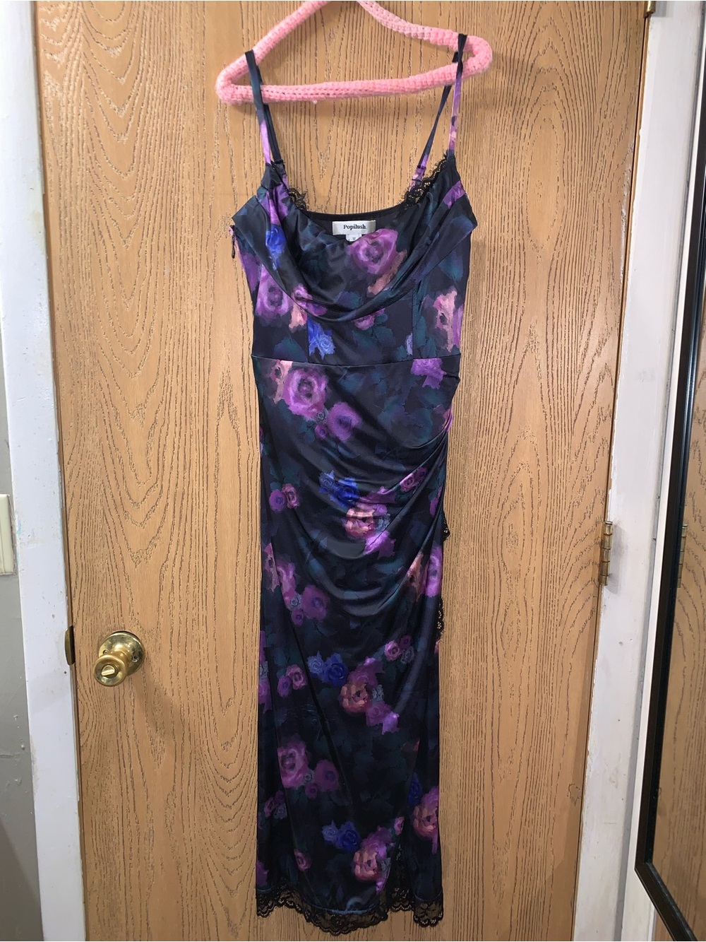 Lace Trim Sculpting Floral-Print Midi
Dress
